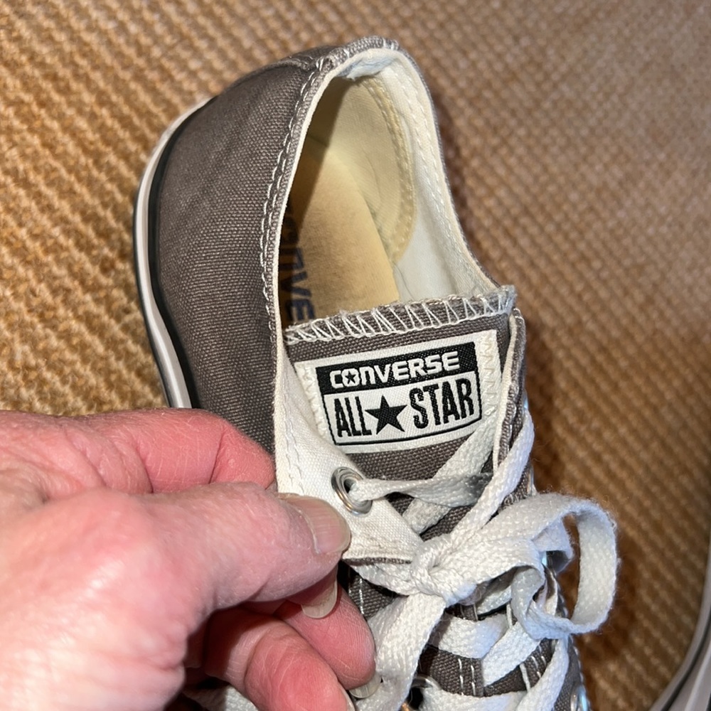 Converse All Star Gray  Sneakers Sz 7 - Picture 6 of 8